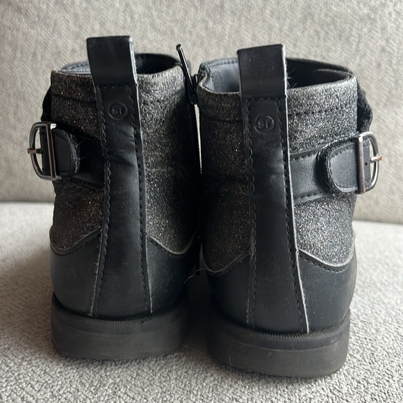 Ankle boots - Picture 3 of 10